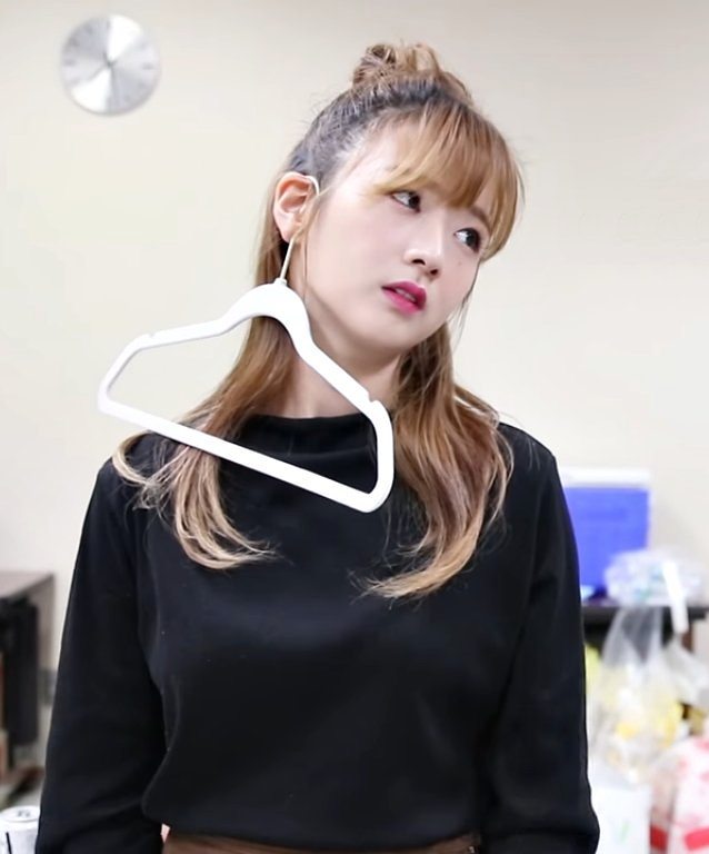 apinkybomi_.jpg