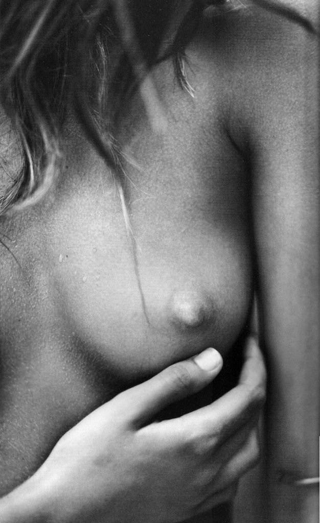 Candice Swanepoel nude-topless (9).jpg