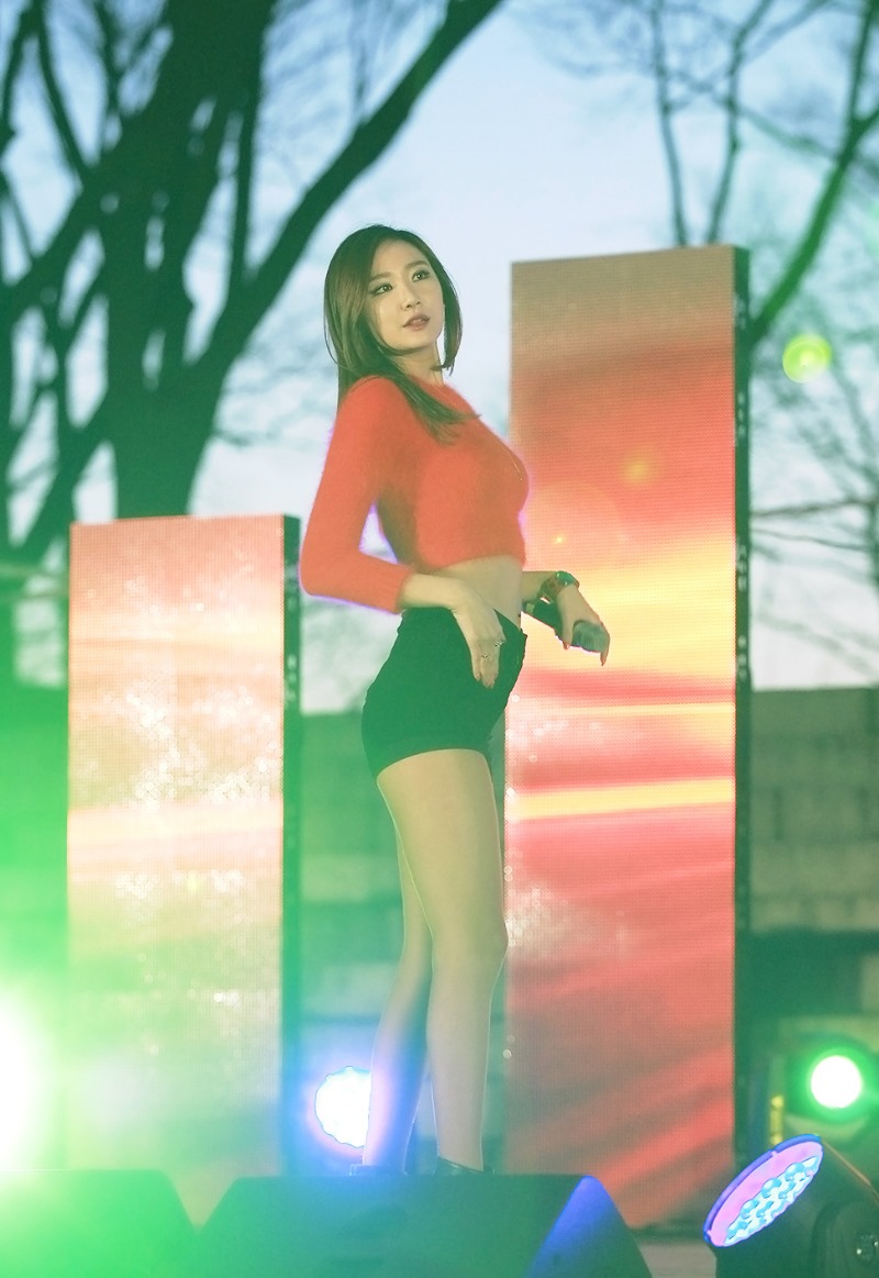 EXID LE32.jpg