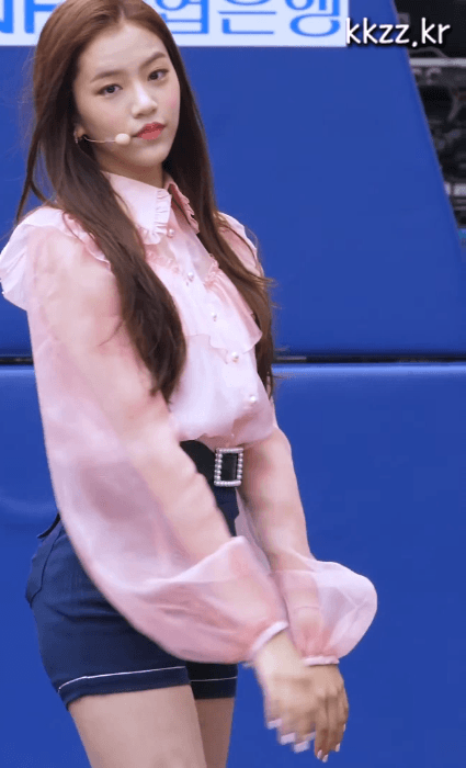 핑크 공원소녀 레나