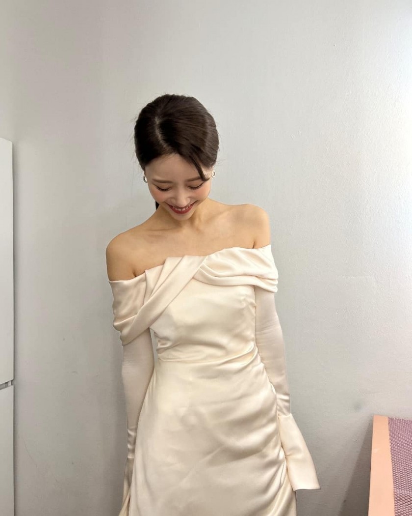 하얀 드레스 미주