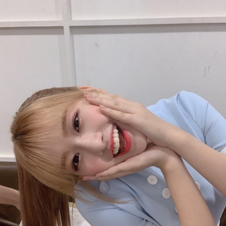 Tags: K-Pop, Ahn Yujin, IZ*ONE