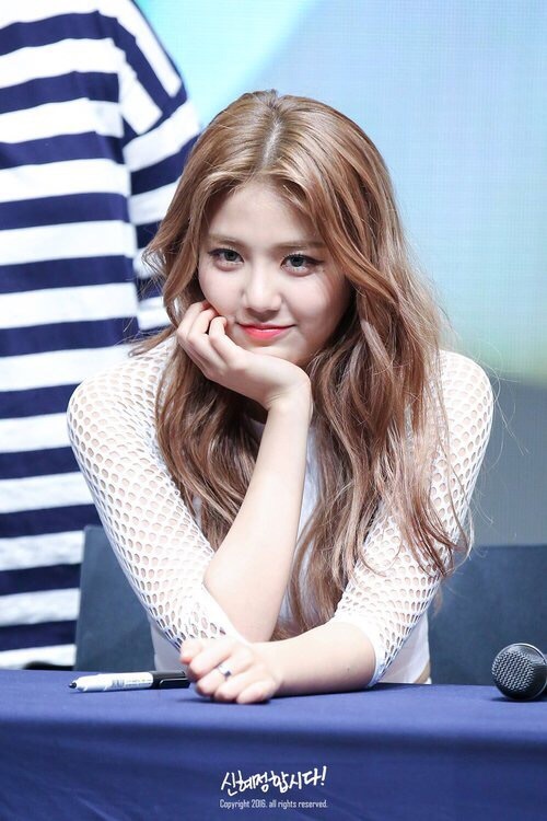 Tags: K-Pop, AOA Cream, AOA (Ace Of Angels), Shin Hyejeong, Fansigning Event