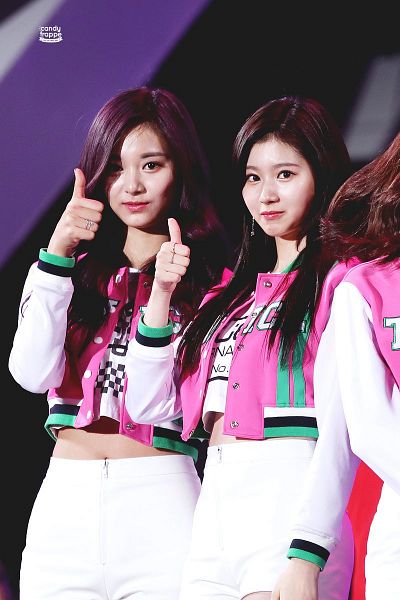 Tags: JYP Entertainment, K-Pop, Twice, Minatozaki Sana, Tzuyu