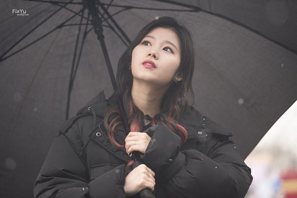 Tags: K-Pop, Twice, Minatozaki Sana