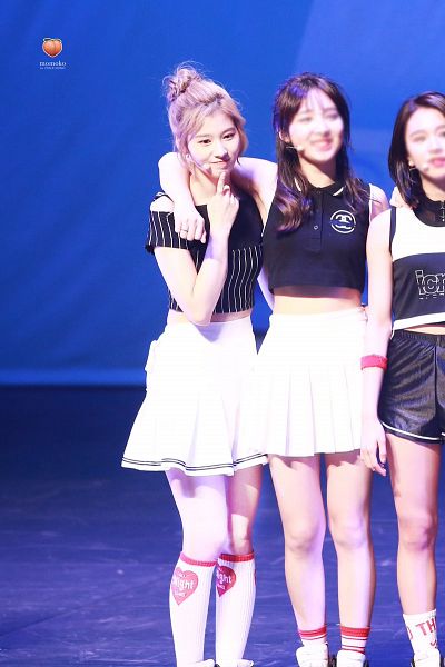 Tags: K-Pop, Twice, Minatozaki Sana, Im Nayeon, Tzuyu