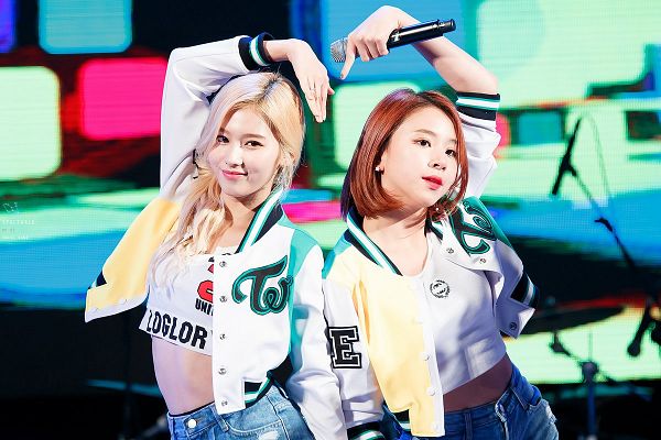 Tags: JYP Entertainment, K-Pop, Twice, Son Chaeyoung, Minatozaki Sana