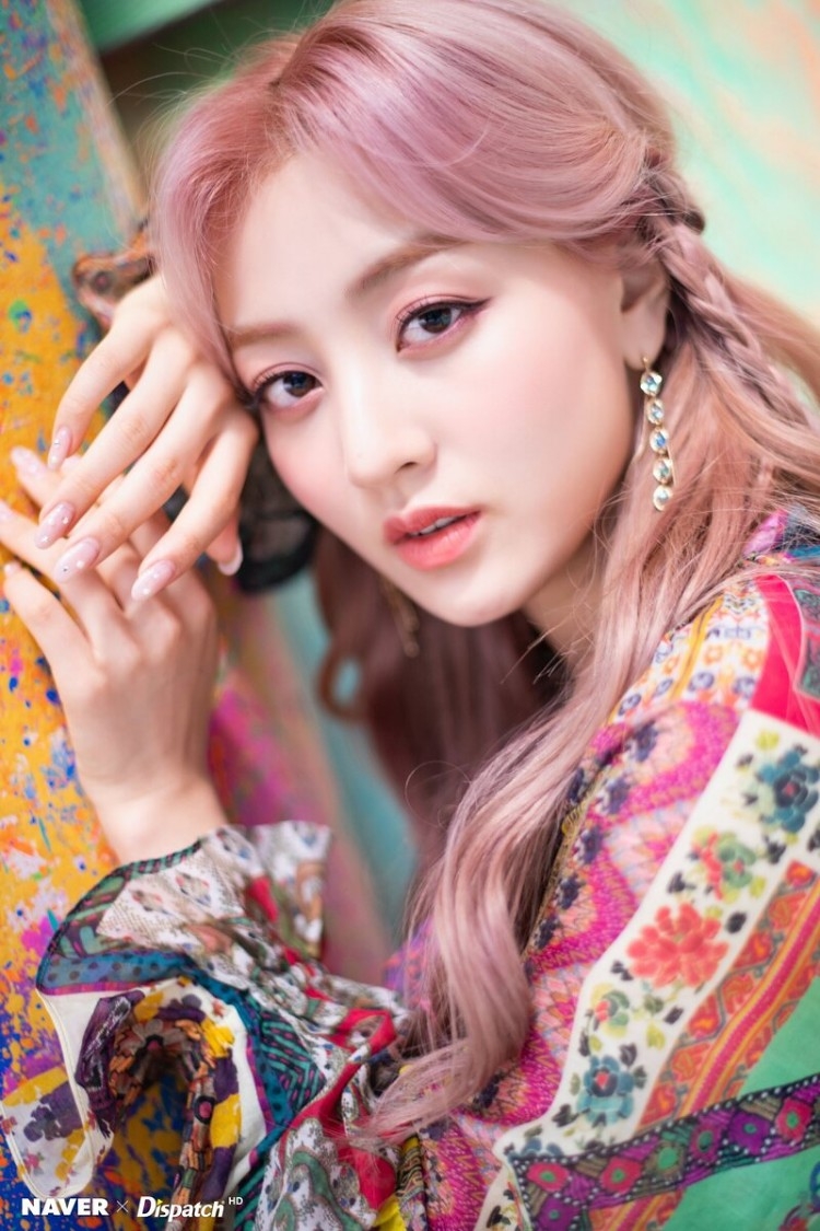TWICE Jihyo 9th Mini Album &quot;MORE &amp; MORE&quot; Music Video Shoot by Naver x Dispatch documents 2