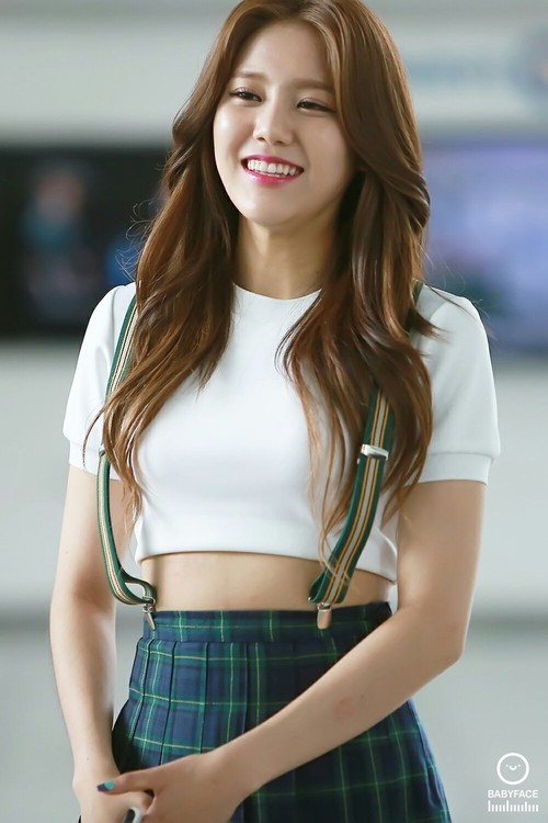 Tags: K-Pop, AOA (Ace Of Angels), AOA Cream, Shin Hyejeong, Plaided Print, Suspenders