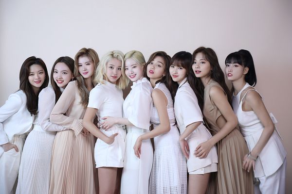 Tags: K-Pop, Twice, Hirai Momo, Kim Dahyun, Im Nayeon, Tzuyu, Son Chaeyoung, Myoui Mina, Yoo Jeongyeon, Jihyo, Minatozaki Sana, Group