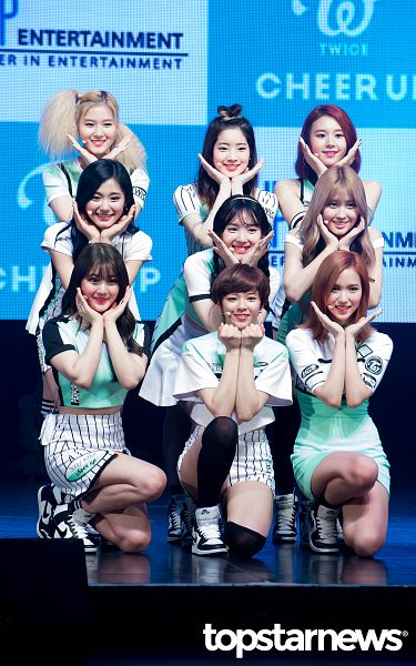 Tags: K-Pop, Twice, Im Nayeon, Tzuyu, Son Chaeyoung, Myoui Mina, Yoo Jeongyeon, Jihyo, Minatozaki Sana, Hirai Momo, Kim Dahyun, Stage