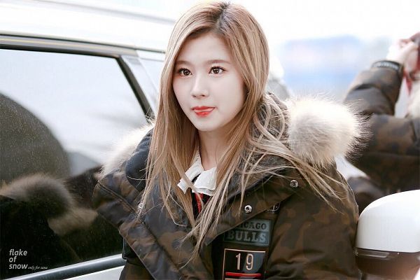 Tags: K-Pop, Twice, Minatozaki Sana