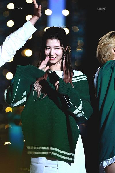 Tags: K-Pop, Twice, Minatozaki Sana