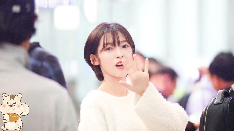 숏컷도 잘 어울리는 오마이걸 아린 청순 미모 > 방송/연예 | 모바일 C
